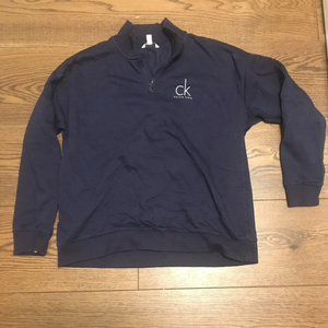 Oversized Calvin Klein 1/4 zip